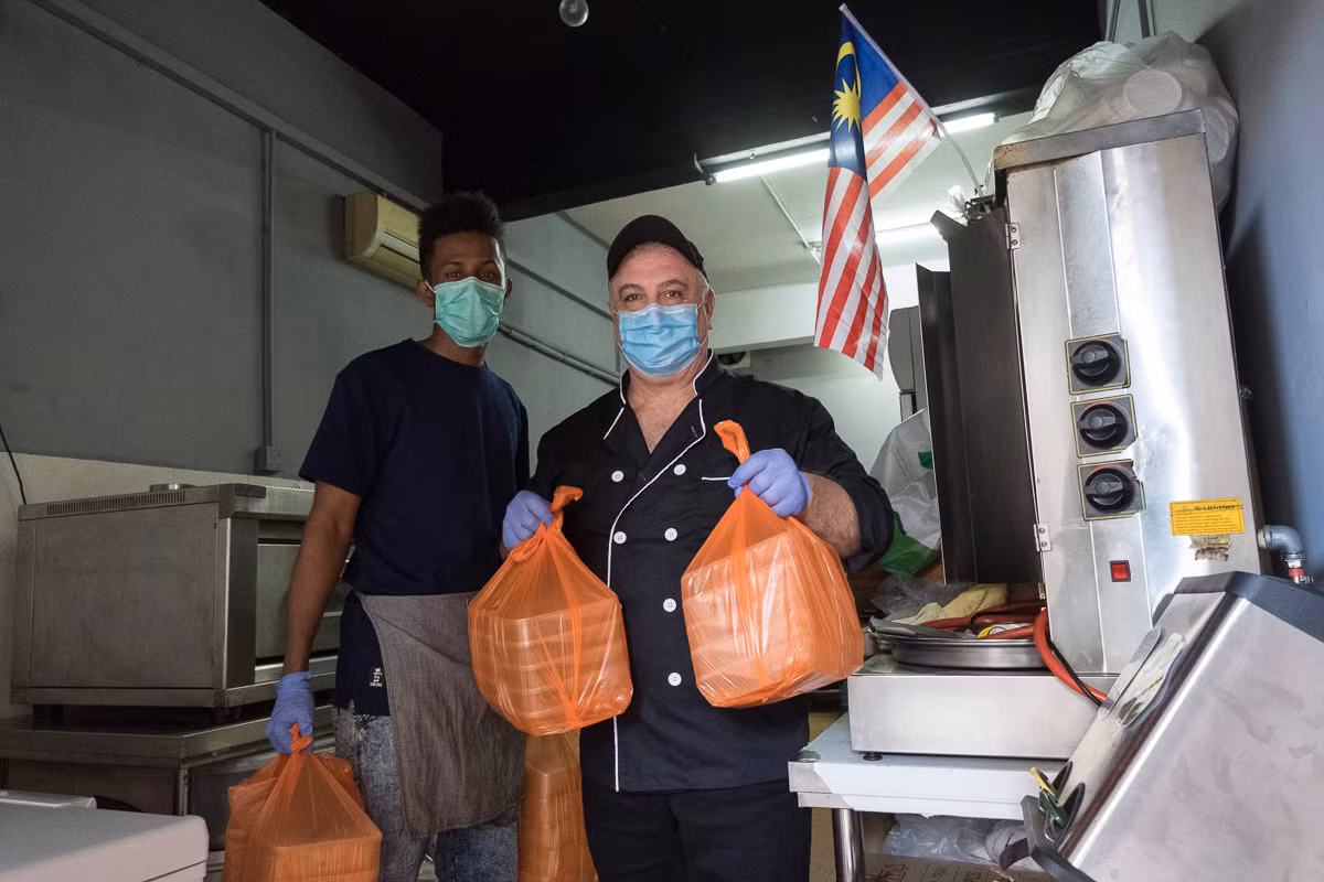 Tan muc cuoc song nguoi ti nan o Malaysia giua mua dich COVID-19-Hinh-5