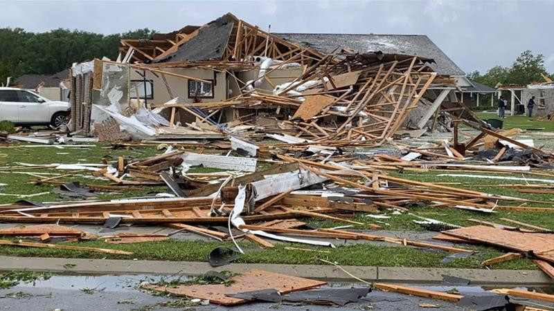 Giua “bao” dich COVID-19, My lai ganh them “tham hoa toi te” khac-Hinh-12