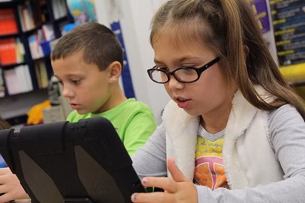 Kho tin nhung luat le, hinh phat ky quac nhat trong truong hoc