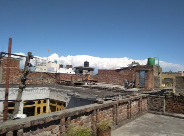 Bức ảnh được chụp từ ngôi làng ở Jammu. Mời độc giả xem thêm video: WHO chính thức đặt tên cho virus corona mới là SARS-CoV-2 (Nguồn video: VTC1)