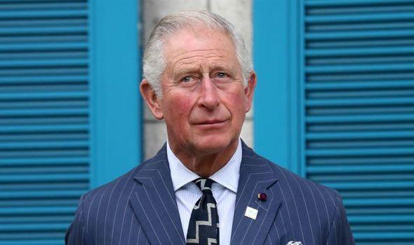 Hôm 25/3, một nhân vật quan trọng của Hoàng gia Anh là Thái tử Charles được xác định bị nhiễm nCoV. Thái tử Charles đã tự cách ly và làm việc tại nhà ở lâu đài Balmoral, Scotland. Ảnh: DE.