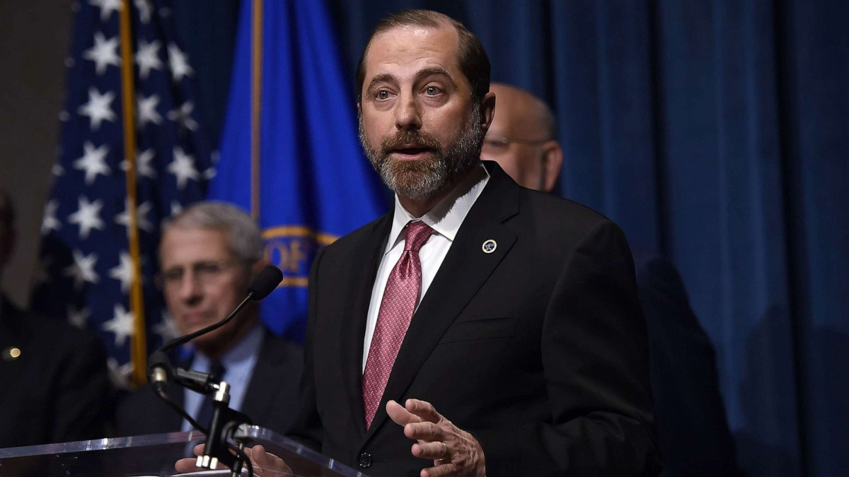 Hiện chưa rõ liệu ông Azar có thực sự mất chức hay việc đó sẽ diễn ra vào lúc nào. Chính quyền ông Trump tỏ ra lưỡng lự trước khi có quyết định cuối cùng trong bối cảnh Mỹ đang phải đối phó với đại dịch. Ảnh: ABC News.