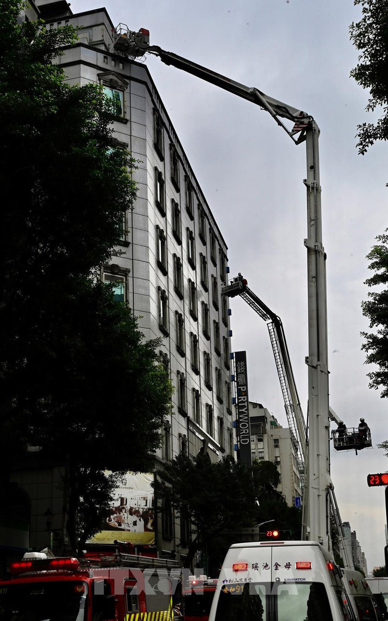 Chay quan karaoke tai Dai Loan, nhieu nguoi thuong vong