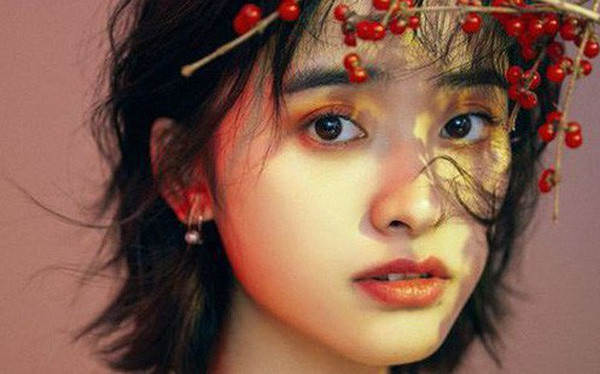 Tháng 4 Âm lịch. Những người sinh vào tháng 4 Âm lịch là người giỏi nắm bắt thời có, có thể kiểm soát mọi mặt của cuộc sống. Theo thời gian, áp lực trong cuộc sống ngày càng giảm đi, tài vận tiến tới, đến tuổi trung niên thuận lợi mọi bề.