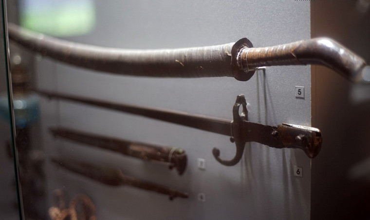 Chiếc gươm nhân dân đoạt được của quân Nhật trong cuộc Cách mạng tháng 8 ở Sài Gòn.