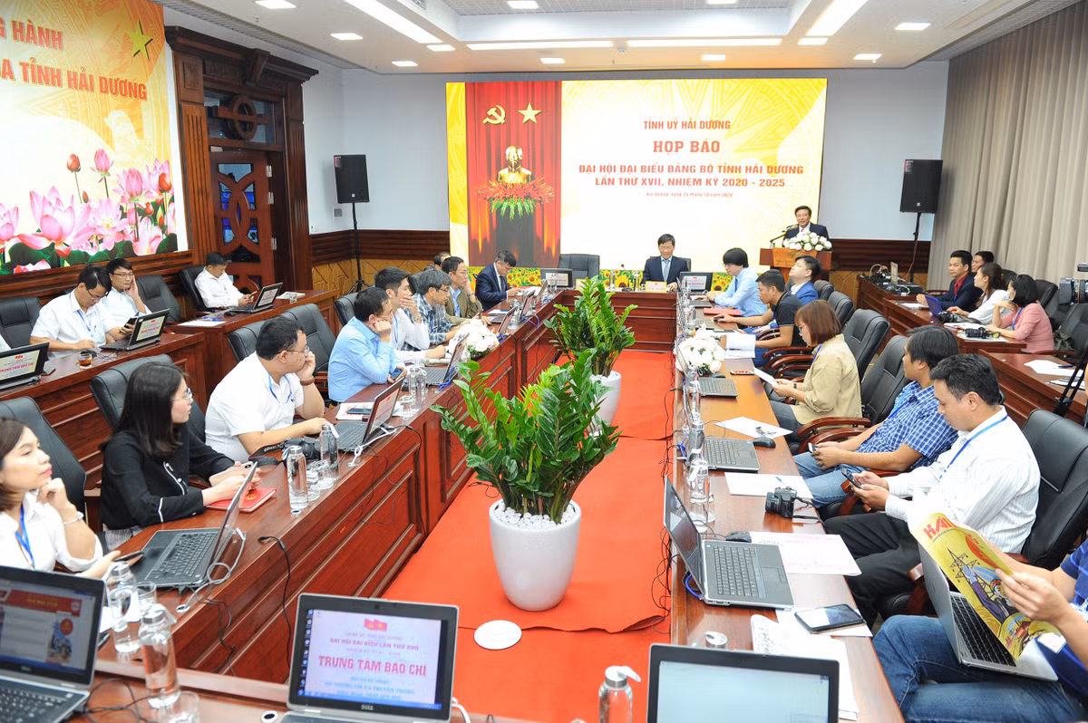 Dai hoi dai bieu Dang bo Hai Duong lan thu XVII dien ra tu 25 - 27/10-Hinh-2