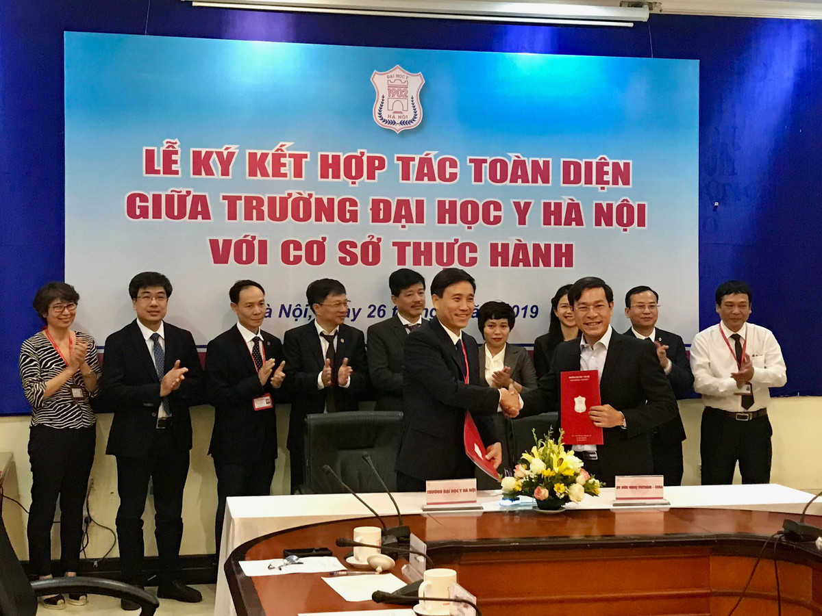 Sau đó, ông từng làm Trưởng phòng Quản lý Đào tạo sau đại học, ĐH Y Hà Nội; Phó trưởng khoa Phẫu thuật Tim mạch - Lồng ngực, Bệnh viện Việt Đức.
