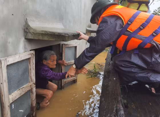 “Dai hong thuy” nhan chim 71.000 nha, Quang Binh hoan Dai hoi Dang