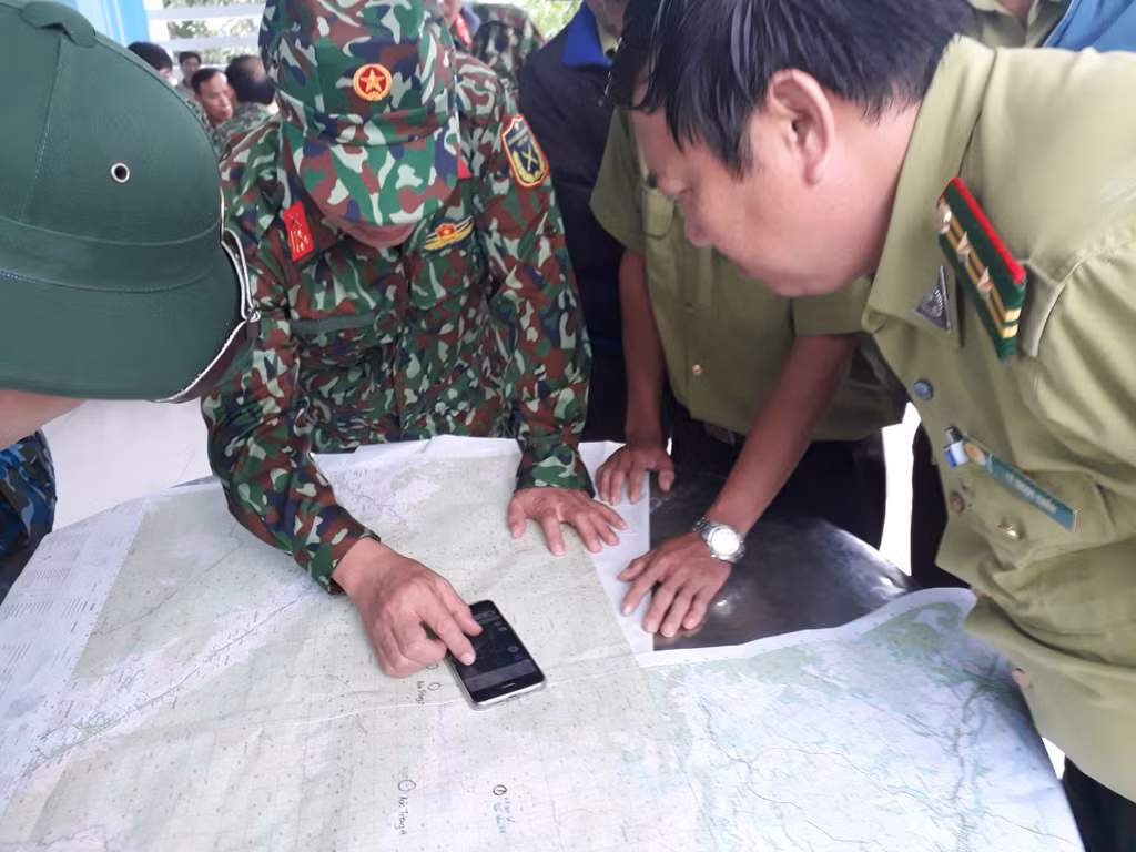 Pho tu lenh QK4 mat lien lac: Khoanh vung cach tiep can Rao Trang 3?-Hinh-2