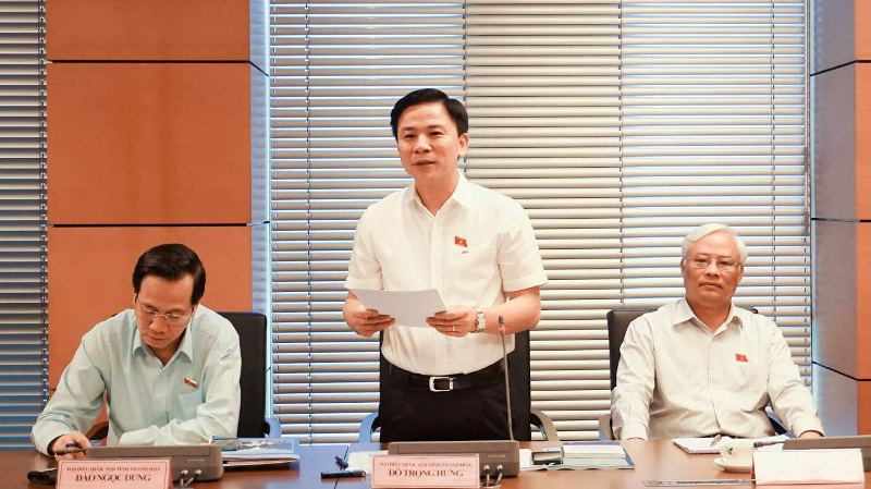 Ông Hưng sau đó giữ chức Phó bí thư Thường trực, Trưởng đoàn đại biểu Quốc hội tỉnh Thanh Hóa, Ủy viên Uỷ ban Tài chính - Ngân sách của Quốc hội.