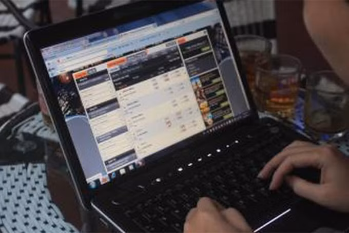 Theo lời khai ban đầu của các đối tượng, Hải là người quản lý tài khoản Super Master cá độ bóng đá chia thành 10 tài khoản Master, 21 tài khoản Agent, 76 tài khoản member với số điểm giao dịch cá độ bóng đá rất lớn. Các đối tượng trong đường dây trên được phân công, phân cấp cụ thể, phân chia nhiệm vụ cho từng thành viên và phải là người có uy tín, tin cậy, nhận được sự bảo lãnh thì người chơi mới có thể tham gia đánh bạc.