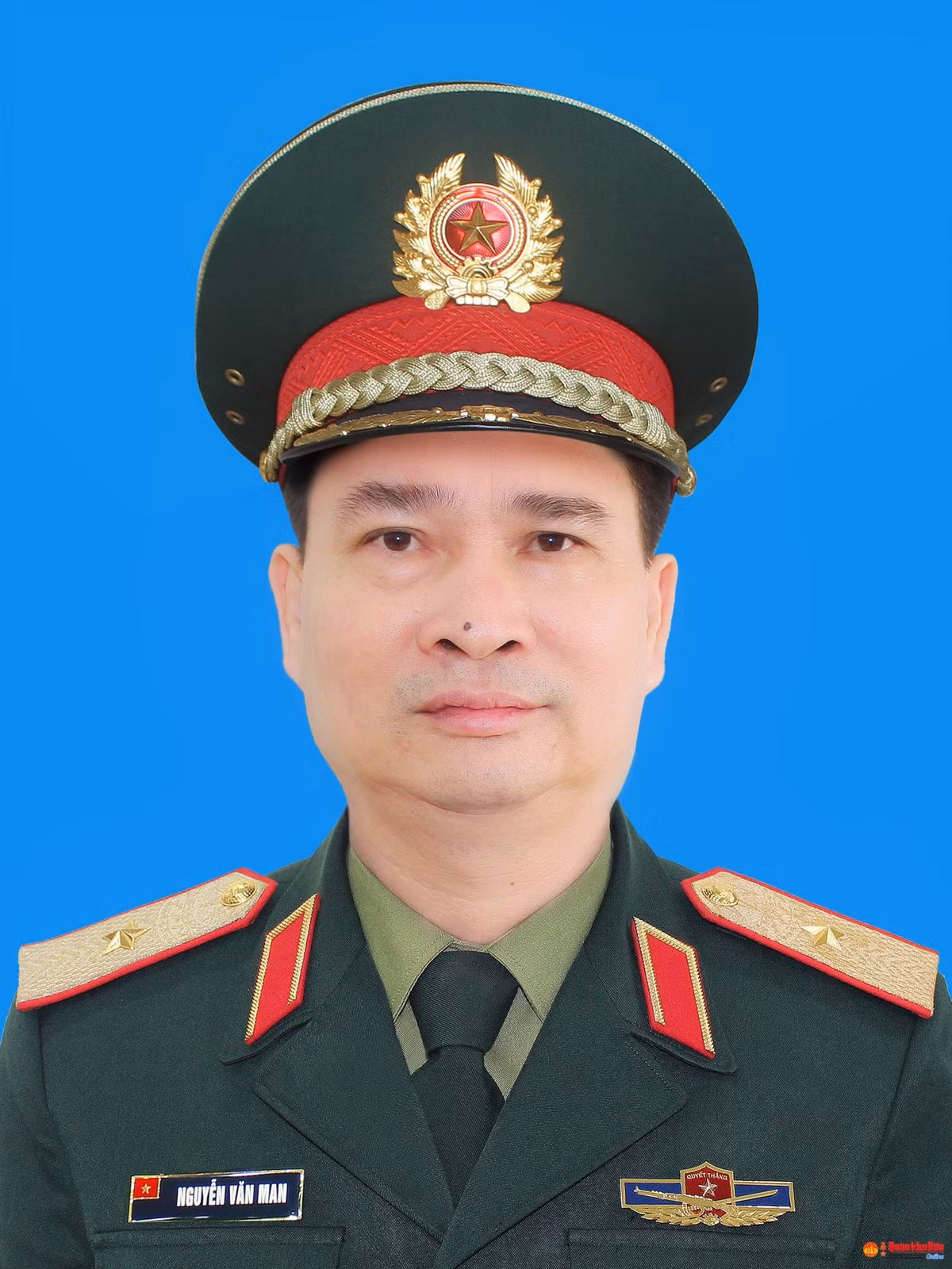 Chuyến công tác cứu hộ tại thủy điện Rào Trăng 3 trên địa bàn xã Phong Xuân, huyện Phong Điền, tỉnh Thừa Thiên Huế ngày 12/10 là chuyến công tác cuối cùng của vị tướng hết mình vì nhân dân vùng lũ. Thiếu tướng Nguyễn Văn Man hi sinh để lại sự mất mát niềm tiếc thương vô hạn của gia đình, Tư lệnh Quân khu 4 và nhân dân. Ảnh: Báo QK4