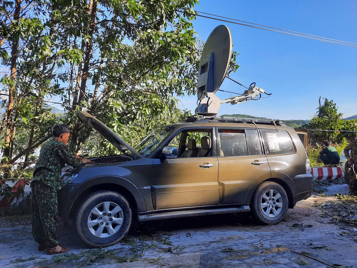 Thông tin về vụ sạt lở đất rất nghiêm trọng trên địa bàn huyện Nam Trà My, Phó Thủ tướng cho biết sự cố xảy ra tại hai thôn là thôn 1 xã Trà Leng và thôn 1 xã Trà Vân.