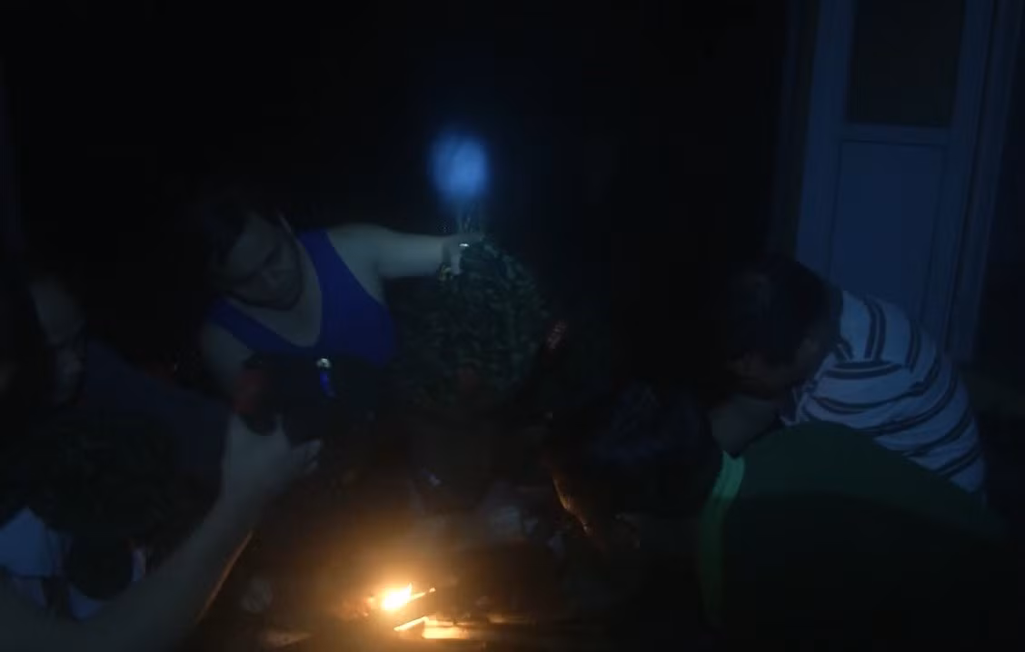 Một trong 8 người còn sống sót trong hành trình tiến vào thủy điện Rào Trăng 3 cùng đoàn công tác kể lại, Trạm kiểm lâm 67 có một gian bếp, hai gian giữa khá rộng rãi đủ chỗ cho 13 người, còn 8 người ở gian nhỏ hơn và có giường chiếu cho mọi người nghỉ ngơi.