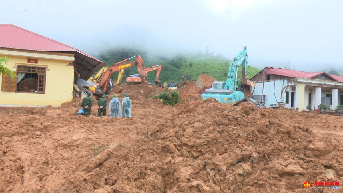 22 chien si hy sinh do sat lo dat tai Quang Tri: To chuc Le tang trong the ngay 22/10