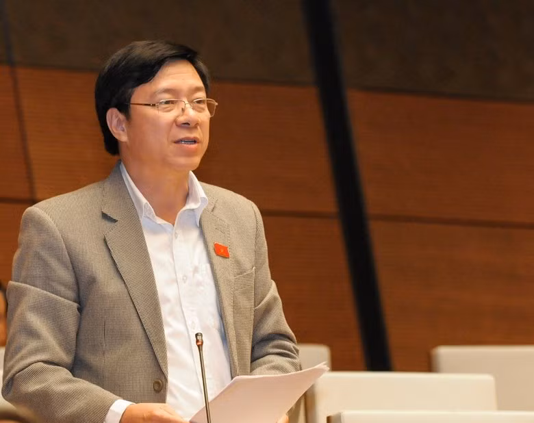 Tháng 11/2015 - 7/2016, ông là Uỷ viên Ban Thường vụ Tỉnh ủy, Trưởng ban Tổ chức Tỉnh ủy Hải Dương; Đại biểu Quốc hội khóa XIV, Đại biểu HĐND tỉnh Hải Dương khóa XV, XVI. Tháng 8/2016 - 10/2019, ông Thăng là Uỷ viên Ban Thường vụ Tỉnh ủy, Trưởng ban Tổ chức Tỉnh ủy Hải Dương; Đại biểu Quốc hội khóa XIV, Đại biểu HĐND tỉnh Hải Dương khóa XVI; Trưởng ban Chăm sóc và Bảo vệ sức khỏe cán bộ tỉnh Hải Dương. Từ tháng 4/2017 - 5/2017, ông Thăng học lớp bồi dưỡng kiến thức quốc phòng an ninh tại Học viện Quốc phòng.