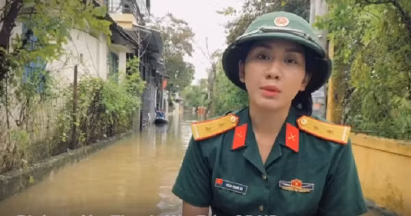 Xin dẫn lại lời của trung tá Hoàng Khánh Trình, PV báo Quân đội nhân dân trên tờ báo này để thấy rõ sự khó khăn vất vả của những phóng viên tác nghiệp tại hiện trường. "Từ sở chỉ huy tiền phương đến hiện trường Tiểu khu 67 phải băng qua 15km đường xuyên rừng. Mặt đường bị cày xới, ngầm sâu, dốc cao, đất đá lởm chởm... khiến nhiều pha “thót tim”".