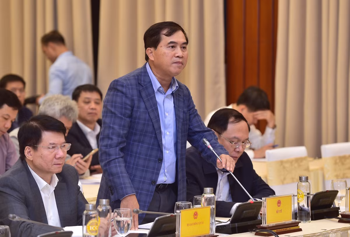 Mua lu, sat lo dat mien Trung: Con nguoi co tac dong vao thien tai?-Hinh-3