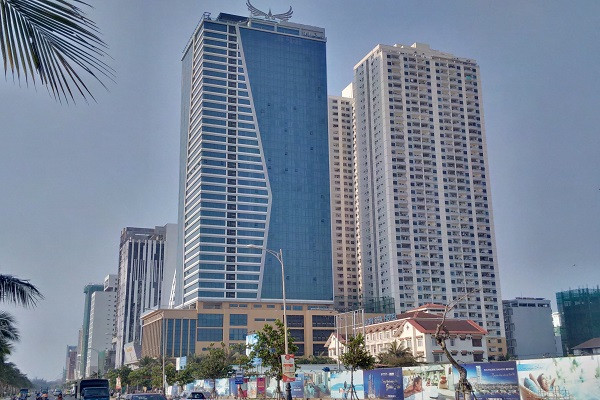 Cuong che vi pham Muong Thanh 365 ngay: Ong Than kien Da Nang ve dau?