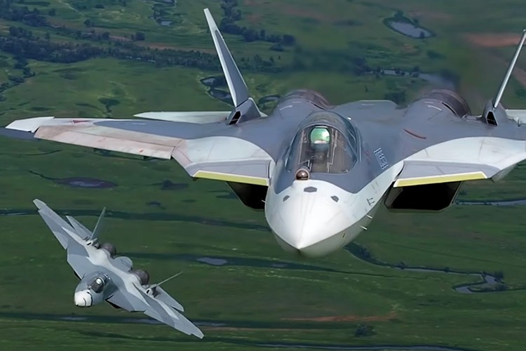 Su-57 có chiều dài 19,8m, sải cánh 13,95m, cao 4,74m, trọng lượng rỗng 18 tấn, trọng lượng cất cánh tối đa 35 tấn, tải trọng nhiên liệu 10,3 tấn. Tải trọng vũ khí khoảng 8 tấn.