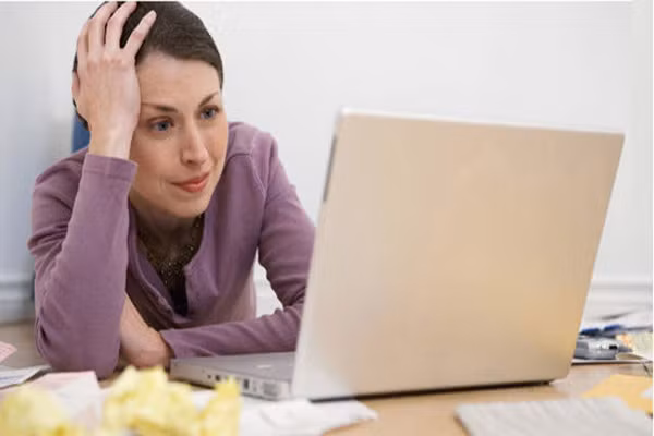 4. Kích cỡ của não có quyết định trí thông minh? Người ta đã tiến hành nghiên cứu về sự liên quan giữa kích cỡ bộ não và trí thông minh. Bộ não của thiên tài khoa học Albert Einstein chỉ nặng 1.230gram trong khi cân nặng trung bình của bộ não một nam giới trưởng thành là 1.400gram.