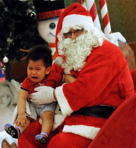 Những ngày lễ này tại phương tây luôn gắn liền với hình ảnh ông già Noel với những giỏ quà tặng bạn nhỏ