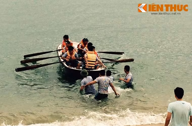 Cuộc đua xuồng sẽ kéo dài 4km.