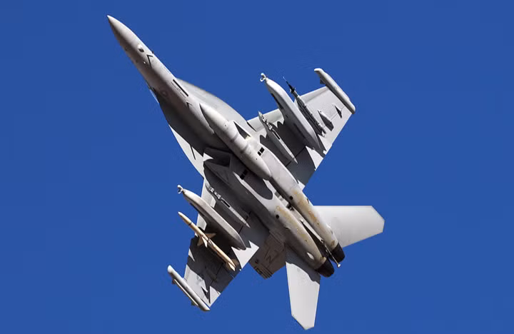 Vận tốc cực đại của EA-18G Growler là mach 1,8. Ảnh: Jetphotos.