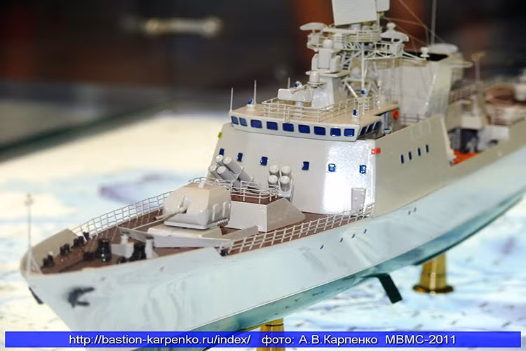 Với các điều kiện như trên, để gấp rút tăng nhanh số lượng tàu tên lửa cỡ lớn liệu Việt Nam có thể cân nhắc tái khởi động dự án chế tạo tàu hộ vệ lớp KBO-2000 do Viện thiết kế phương Bắc của Nga thiết kế theo đơn đặt hàng của Việt Nam vào đầu thập niên 1990. Nguồn ảnh: bastion-karpenko.