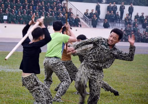 Diễn tập giải thoát con tin.