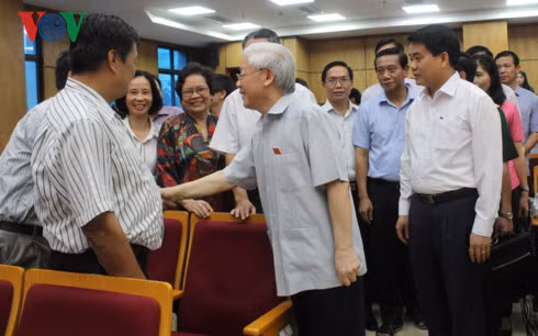 Tong Bi thu: “Chong tham nhung, ca cai lo phai nong len, tat ca phai vao cuoc”