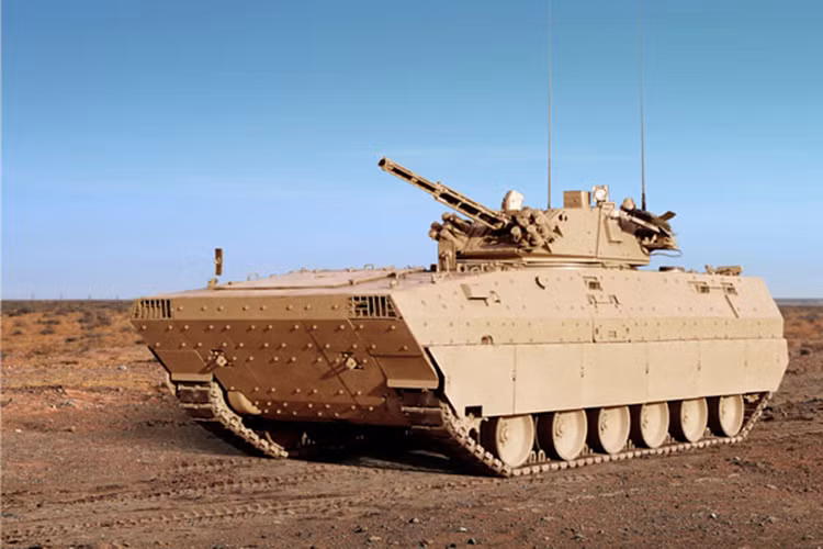 VN-12 là dòng xe chiến đấu bộ binh (IFV) hạng trung của Trung Quốc, sản phẩm của Tập đoàn Công nghiệp quốc phòng Hoa Bắc (Norinco), nó được phát triển chủ yếu hướng đến thị trường nước ngoài, nhằm đáp ứng nhu cầu khá đa dạng của nhiều khách hàng trên thế giới. Nguồn ảnh: military-today.