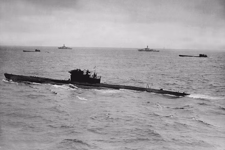 Tổng cộng trong suốt thời gian diễn ra Chiến tranh Thế giới thứ hai, các tàu ngầm U-Boat của Đức đã tiêu diệt được 3500 tàu chở hàng của Đồng Minh, 175 tàu chiến và 741 tàu tuần tiễu. Kèm theo đó là khoảng 72.000 thủy thủ Đồng Minh phải thiệt mạng trên những tàu chiến này. Nguồn ảnh: Daily Mail.