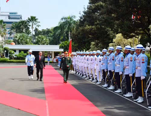 Viet Nam-Indonesia ky tuyen bo tam nhin chung ve hop tac quoc phong