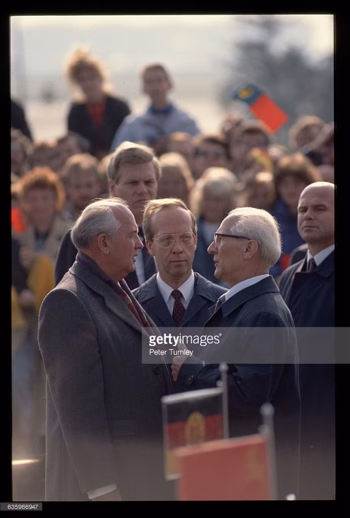  Tổng thống Liên Xô Mikhain Gorbachev ở Đông Berlin, ngày 6/10/1989.