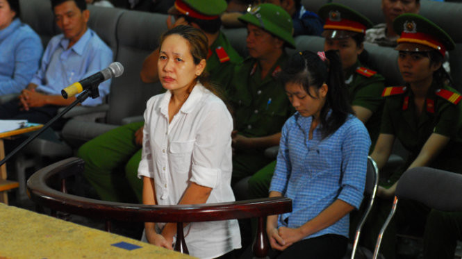  7. Bạo hành trẻ tại mầm non Phương Anh: Sáng 20/1/2014, TAND Q.Thủ Đức (TP.HCM) đã mở phiên tòa sơ thẩm xét xử vụ án “hành hạ người khác” đối với hai bảo mẫu Lê Thị Đông Phương (32 tuổi, ngụ Q.8, chủ cơ sở mầm non Phương Anh) và Nguyễn Lê Thiên Lý (20 tuổi, quê Kiên Giang).