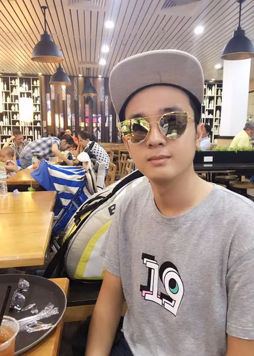 Hau chia tay Midu vui ve di du lich cung gia dinh-Hinh-6