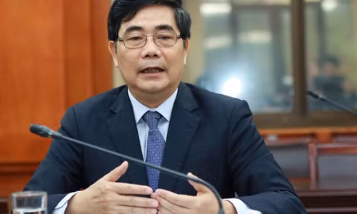 Bo truong Cao Duc Phat: 