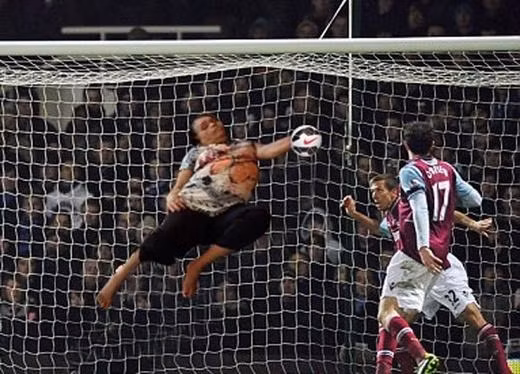 Từ chính sự bất cẩn của khổ chủ, cộng thêm sự vô lương tâm của một vài thánh troll ảnh, cộng đồng mạng sẽ có thêm nhiều pha bể bụng.