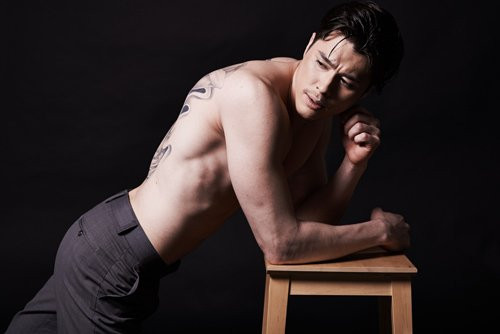 Tự vẫn theo người yêu – theo nhận xét của nhiều dân mạng thì đây là hành động tưởng chừng như chỉ có ở trong phim, nhưng Jack Luck, một chàng trai tuyệt vời, chung tình đã làm điều đó để và khiến người khác nghẹn lòng khi nghĩ đến tình yêu của anh dành cho bạn gái.