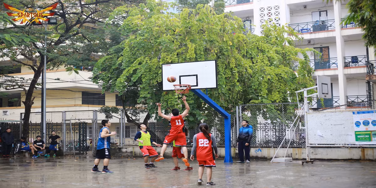 Vào ngày 16/01/2016, trên sân vận động Học viện Ngoại giao đã diễn ra Ngày hội Bóng rổ vô cùng gay cấn và hấp dẫn. Ra quân với 2 đội: Tím và Đỏ, cả người chơi lẫn khan giả đều đã cháy hết mình với những pha bóng gay cấn và đẹp mắt. Sau khi tìm ra được thủ lĩnh bóng đá, DAV Games đã chính thức hoàn thành 2/3 chặng đường của mình.