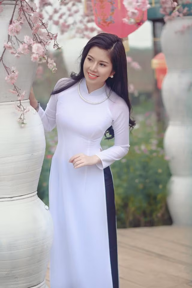 Nhan sắc mà mọi người nhận xét là giống người Ấn Độ theo chia sẻ của Ngọc Quỳnh thì đó hoàn toàn là tự nhiên, một điều khá may mắn đối với cô. Luôn thích thú khi thường xuyên bị nhầm là người nước ngoài, Ngọc Quỳnh khẳng định lợi thế về ngoại hình rất có ích trong công việc của cô.