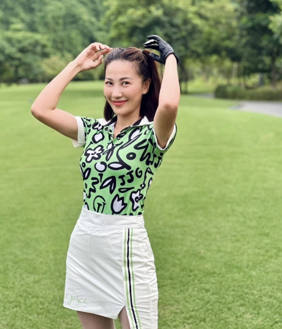 Sac voc doi thuc xinh dep o tuoi 32 cua BTV Quynh Hoa-Hinh-5