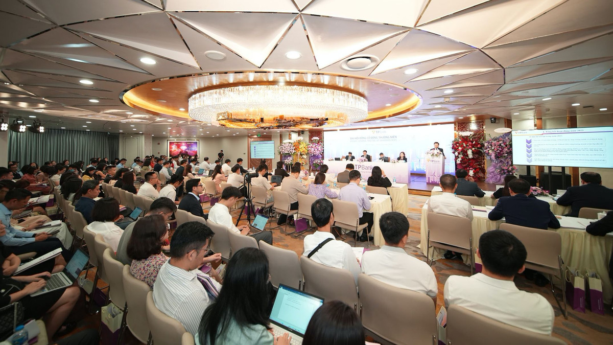 Sắp chi hơn 1.000 tỷ trả cổ tức, nguồn vốn TPBank thế nào? Sap chi hon 1.000 ty tra co tuc, nguon von TPBank the nao?