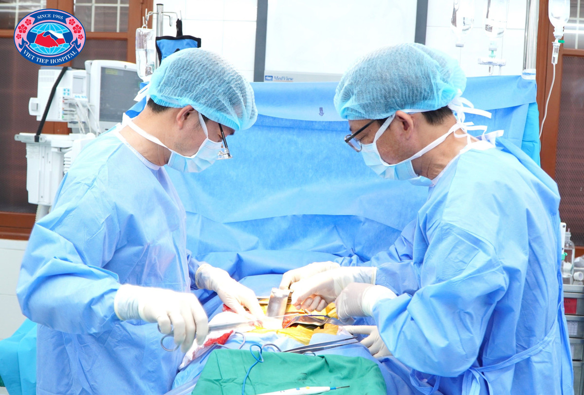 Benh vien Huu Nghi Viet Tiep phau thuat thanh cong ca ghep than so 6-Hinh-2