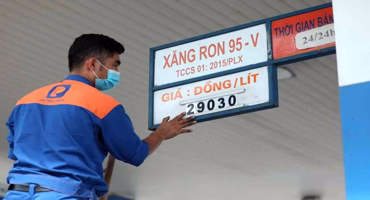 Gia xang hom nay 26/6/2024: Tiep tuc leo doc?