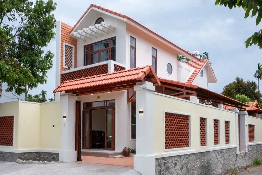 Ngoi nha hien dai voi cam hung tu gach nung truyen thong-Hinh-3