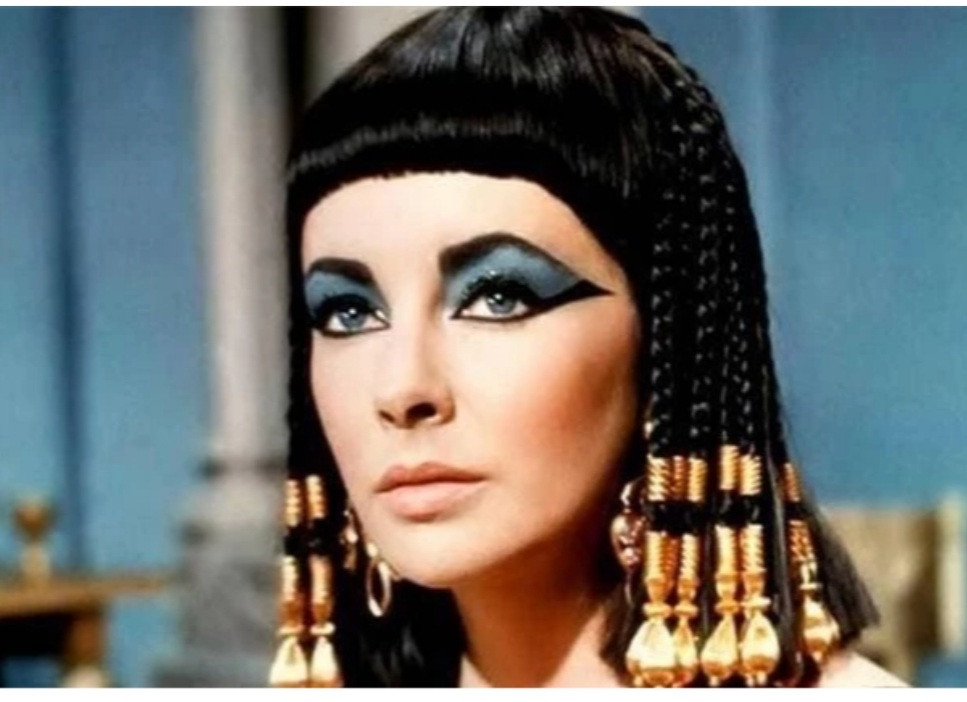 Tai sao nguoi Ai Cap co dai lai thich cao troc dau?