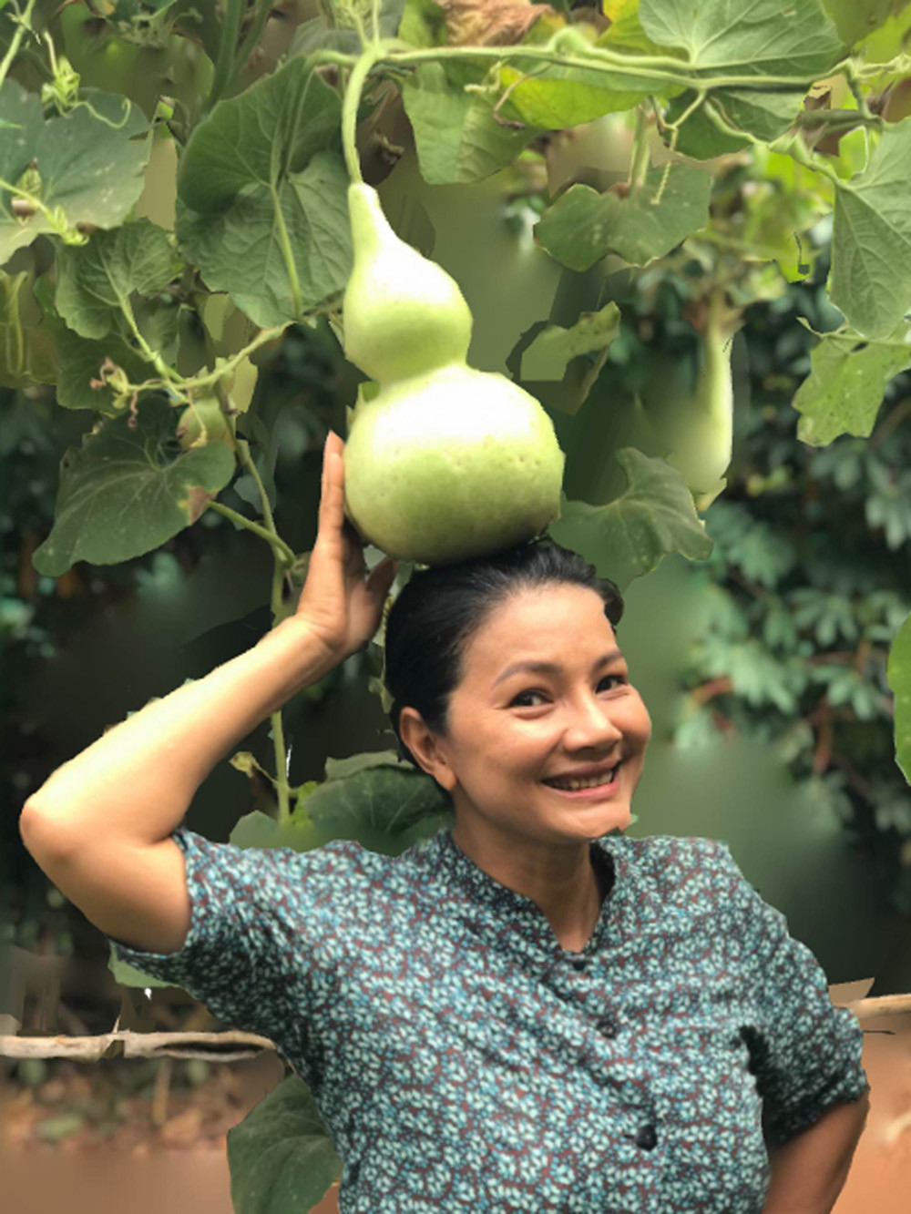 Nu hoang canh nong' Kieu Trinh an yen trong nha vuon 6.000m2-Hinh-2