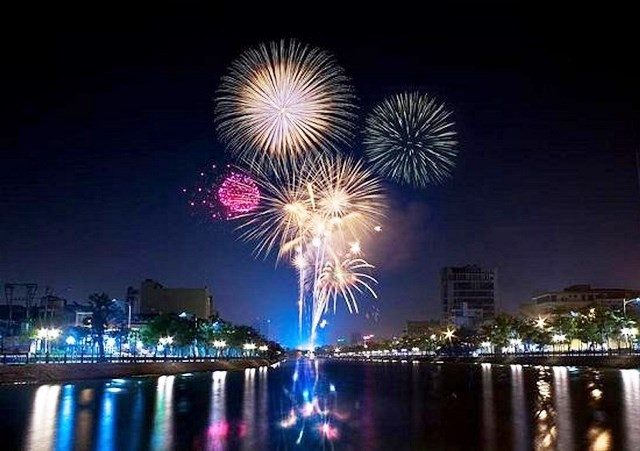 Hải Phòng: Bắn pháo hoa tầm thấp mỗi cuối tuần tại đảo Vũ Yên Hai Phong: Ban phao hoa tam thap moi cuoi tuan tai dao Vu Yen